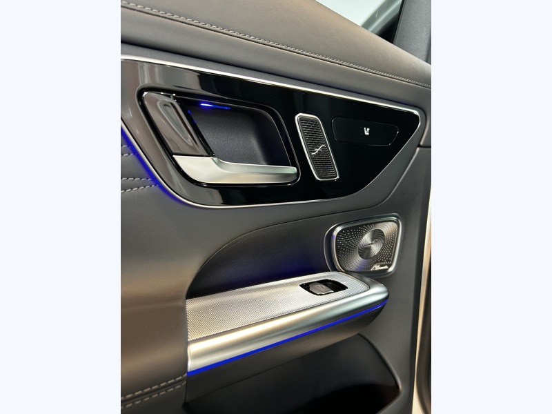 Image Mercedes-Benz GLC COUPÉ 300 d e 4MATIC Coupé AMG Line  2543 GLC Coup+® 300 d e 4MATIC